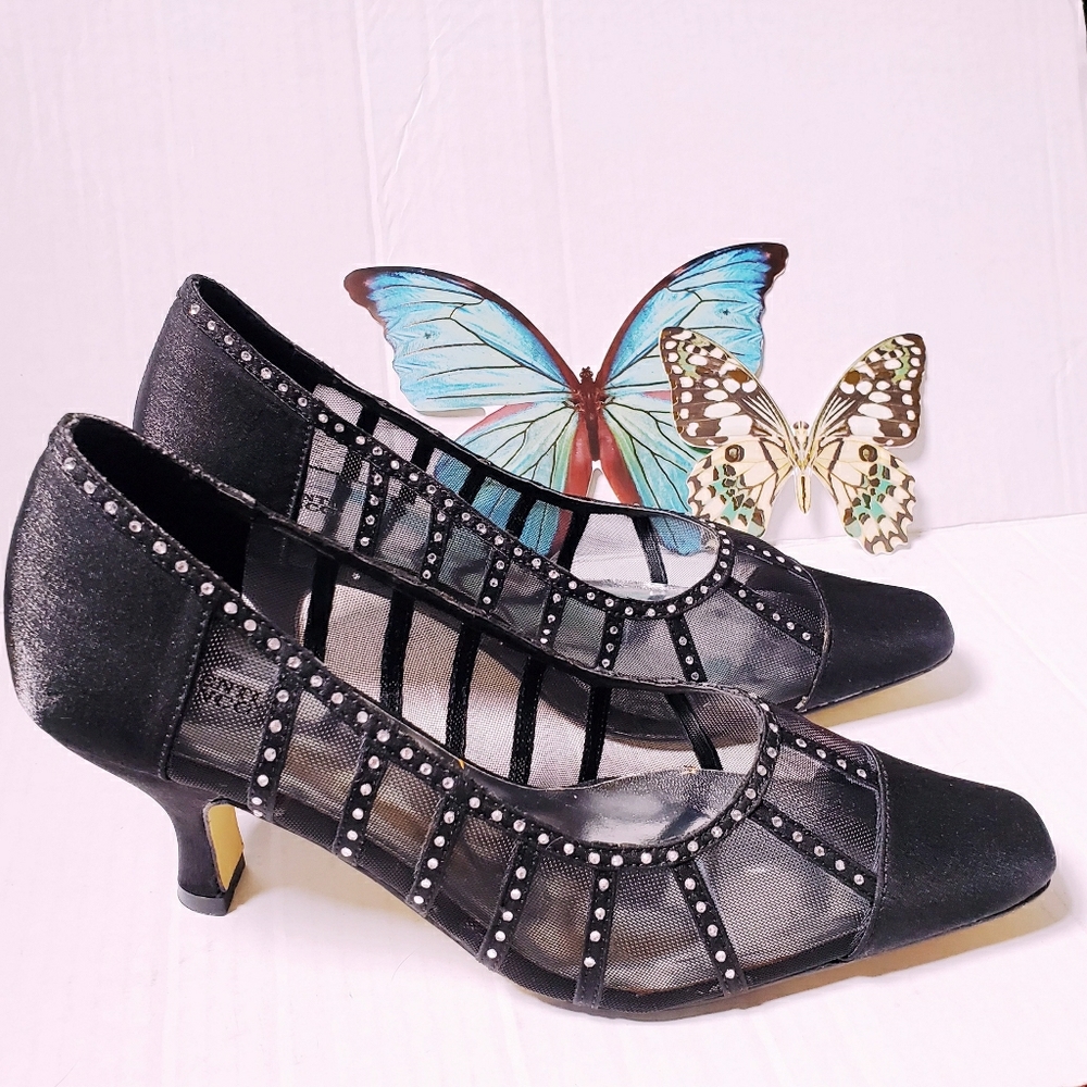 Valenti Franco Sz 8M Black Satin Rhinestone Pumps